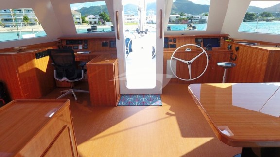 Image of SKYLARK yacht #4