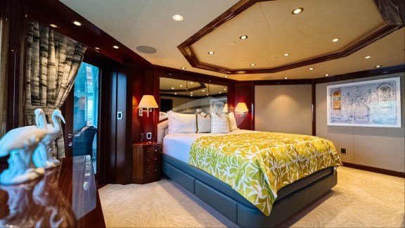 Image of VALINOR yacht #12