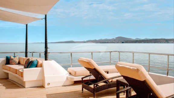 Image of VALINOR yacht #20