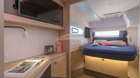 Image of RISE yacht #7