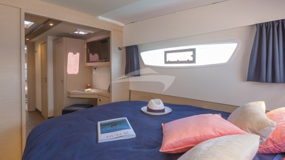 Image of RISE yacht #5