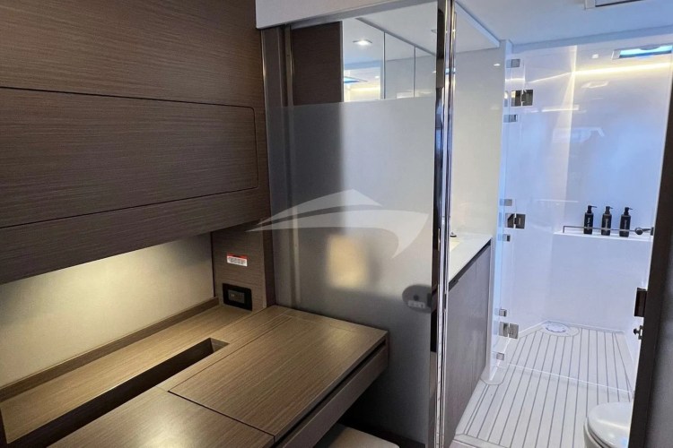Master cabin suite