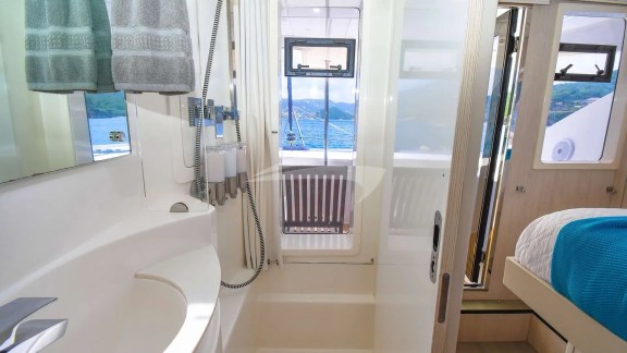 Image of BAREFOOT COWBOY yacht #14