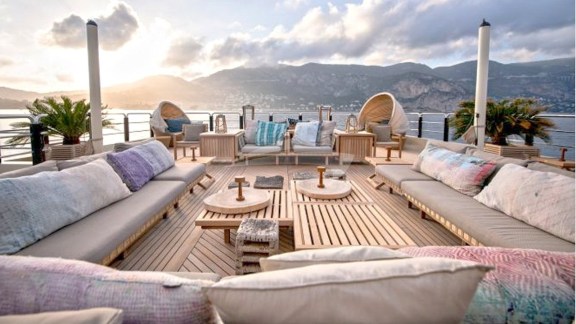 Deck Seating