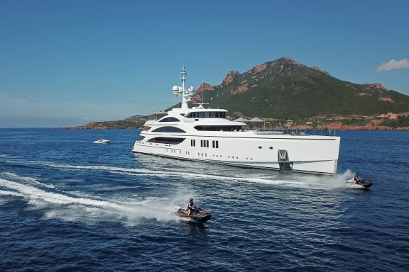 Image of SOUNDWAVE yacht #3