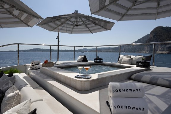 Image of SOUNDWAVE yacht #16
