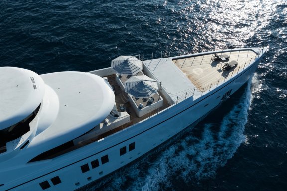 Image of SOUNDWAVE yacht #9