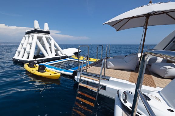 Image of SOUNDWAVE yacht #49