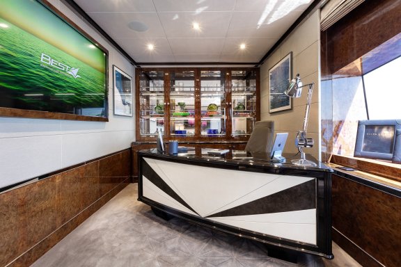 Image of SOUNDWAVE yacht #32