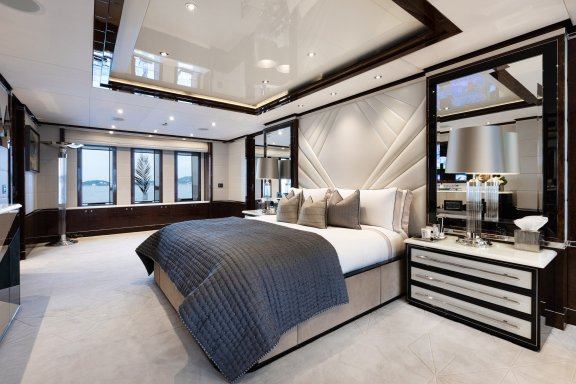 Image of SOUNDWAVE yacht #35