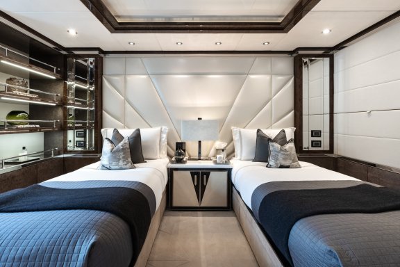 Image of SOUNDWAVE yacht #42