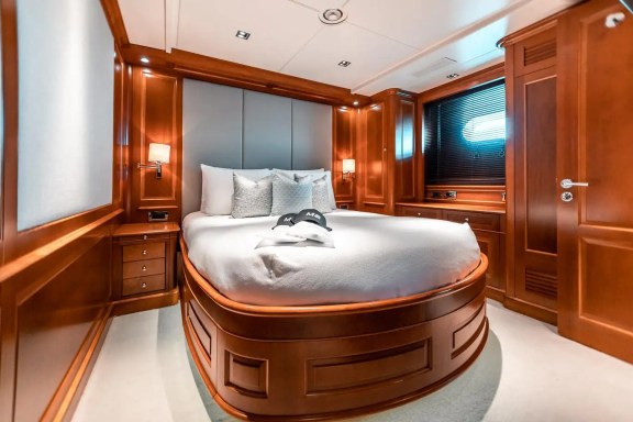 Image of ARTHUR’S WAY yacht #31