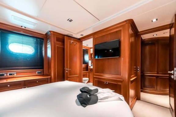Image of ARTHUR’S WAY yacht #34