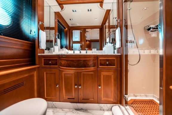 Image of ARTHUR’S WAY yacht #37