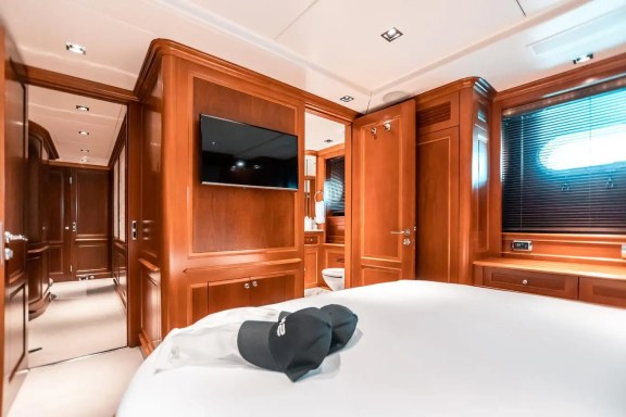 Image of ARTHUR’S WAY yacht #33