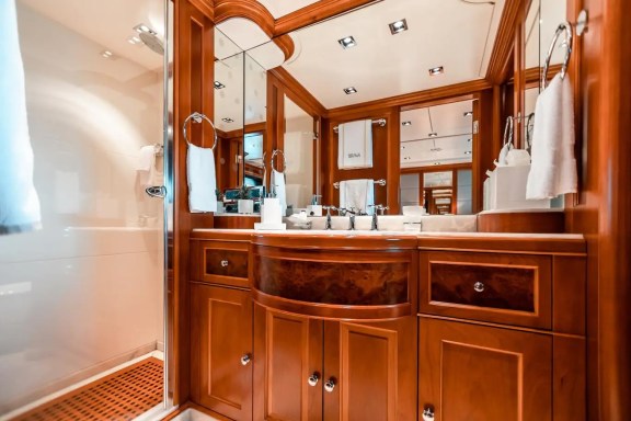 Image of ARTHUR’S WAY yacht #42