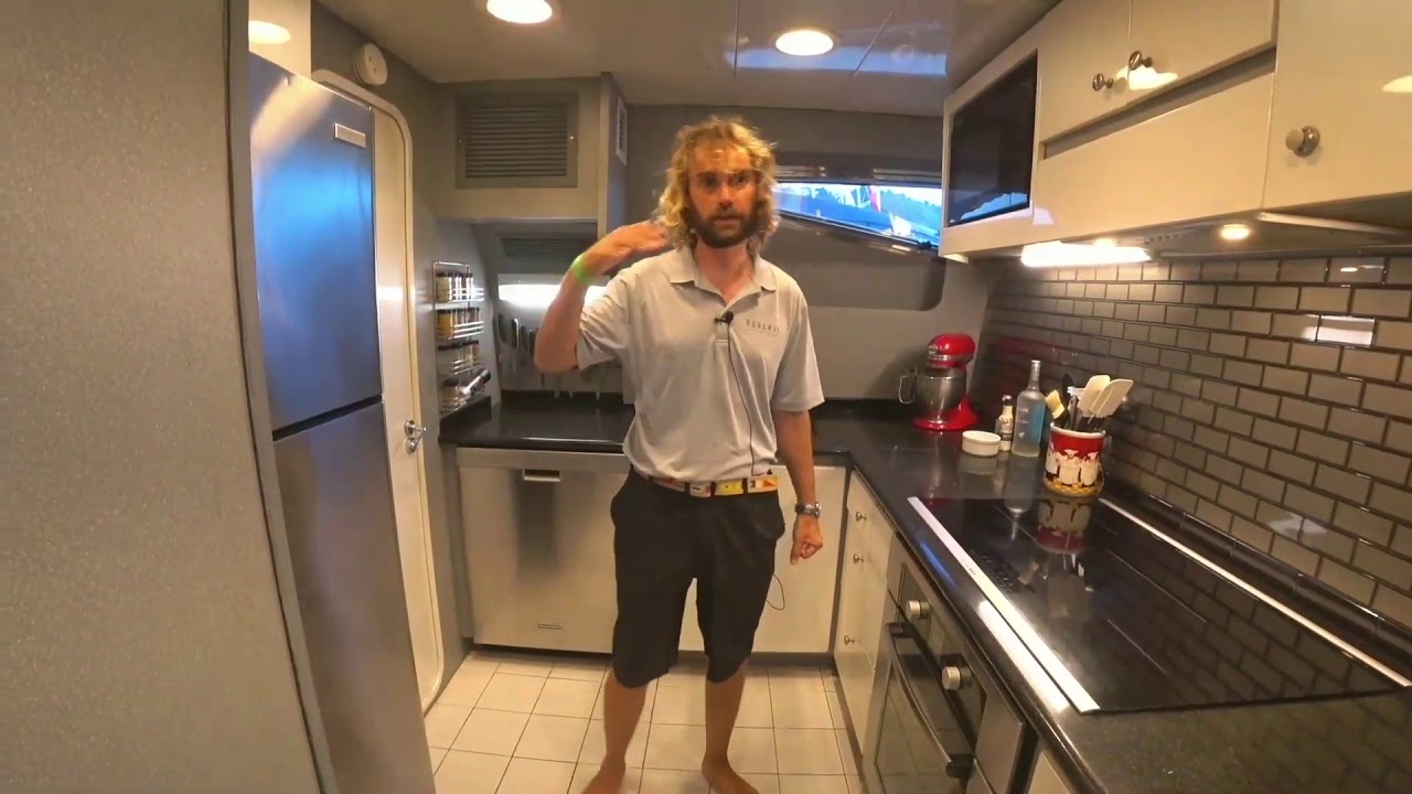 Yacht Video