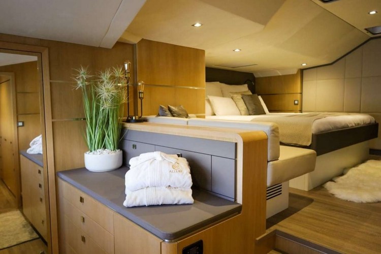 ALLURE Guest Master Cabin