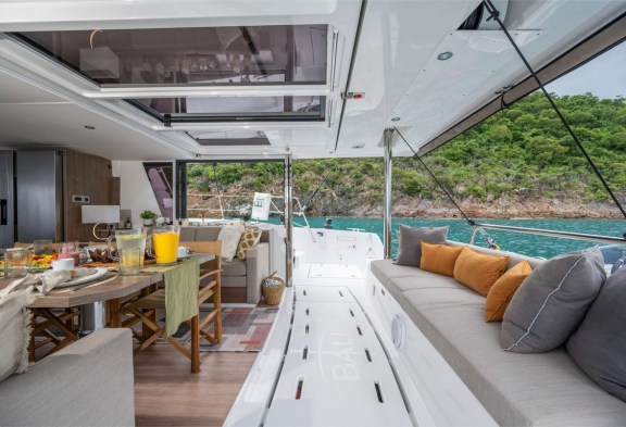APRICITY Aft Deck Lounge