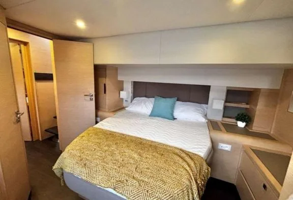 BACCHUS Double Cabin