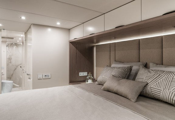 DAWN Master Cabin