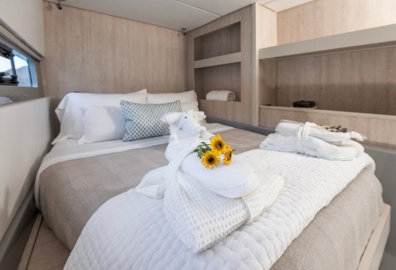 EMYSA Port Forward Cabin