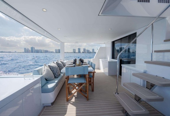 FOREVER YOUNG Aft Deck