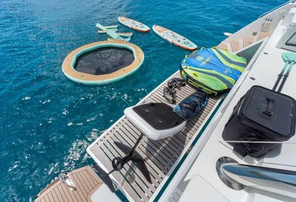 HOURGLASS Swim Platform Water Toys Setup
