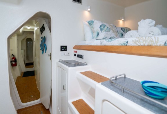 TURQUOISE TURTLE Guest Cabin