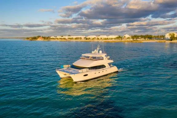Motor Catamaran INDIGO