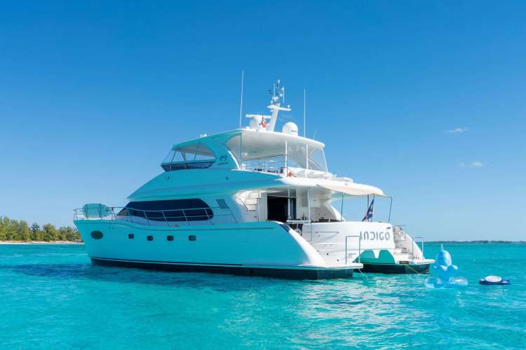 Motor Catamaran INDIGO