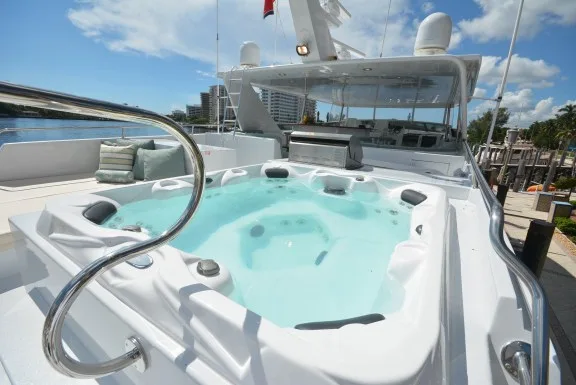The 35m Yacht GOOD TIMES
