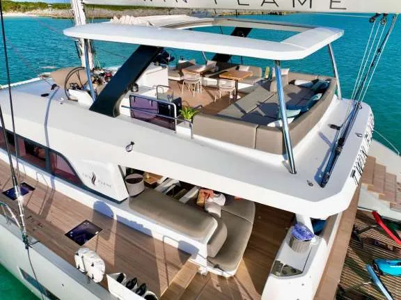 Image of TWIN FLAME 77 yacht #8