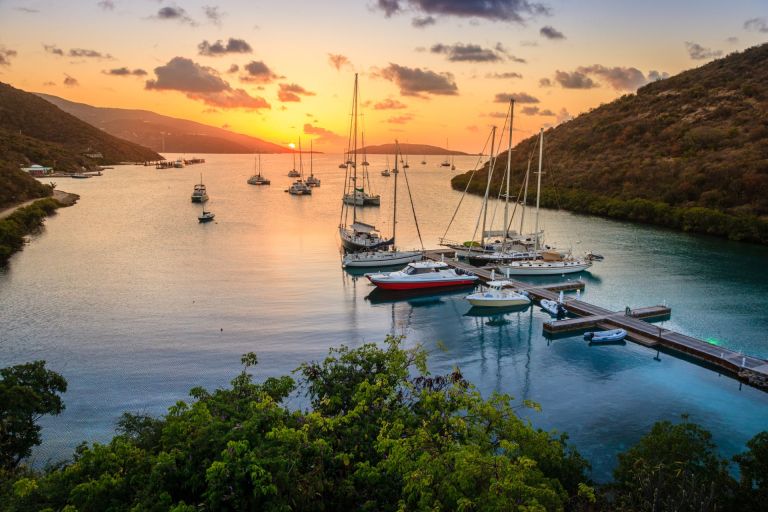 7 Day Yacht Charter Itinerary in the British Virgin Islands: Norman Island, Peter Island, Spanish Town, Mountain Point, North Sound, Anegada, Jost Van Dyke