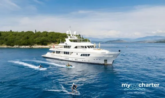 Luxury Yachts for charter