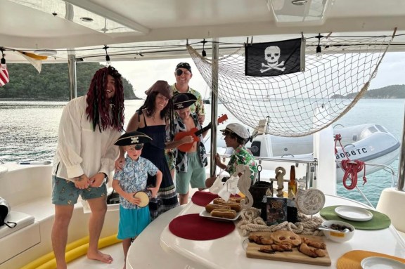 Catamaran One Love Pirate Charter