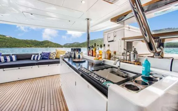 Catamaran Ultra