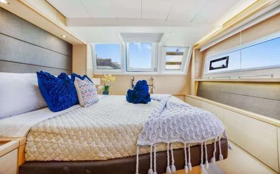 Catamaran Ultra