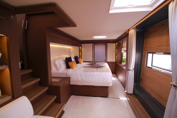 Catamaran Mariah Princess Master Cabin