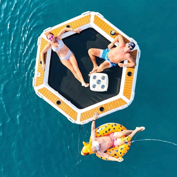 Catamaran Gullwing's Floats
