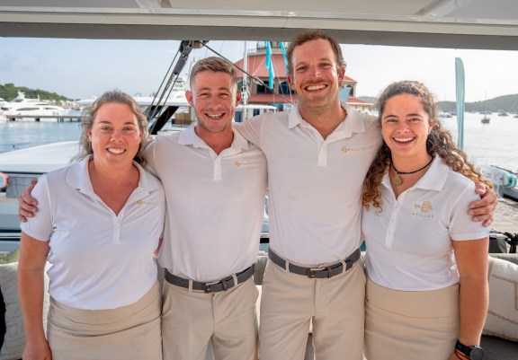 Catamaran Aeolus Crew