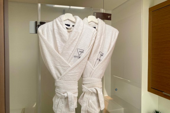 Ctamaran Hydrus Bathrobes