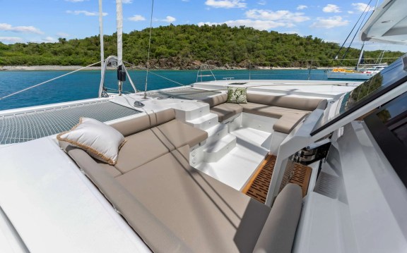 Image of PLUS 10 yacht #6
