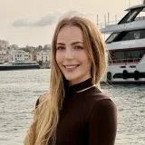 Carina, charter broker