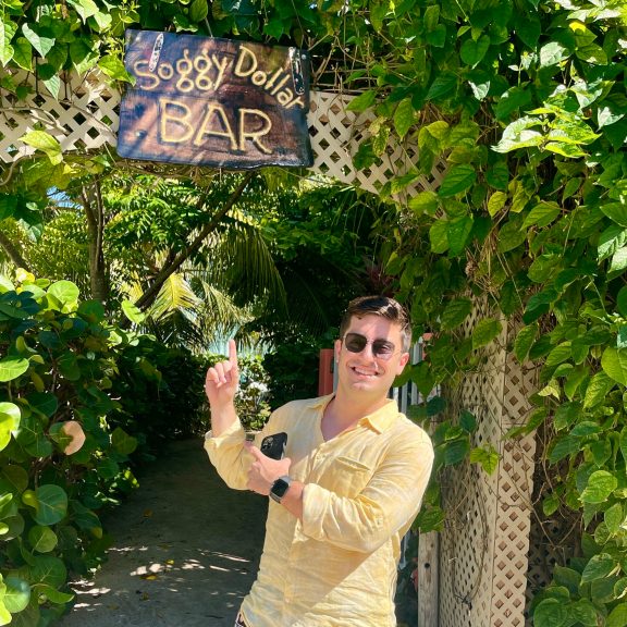 Yacht Charter Broker Leonidas Marousos at Soggy Dollar Bar