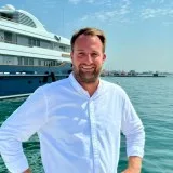 Thomas, charter broker