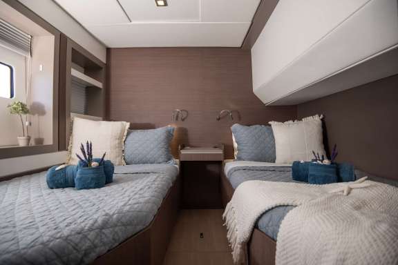 Image of AD ASTRA 5.4 yacht #13
