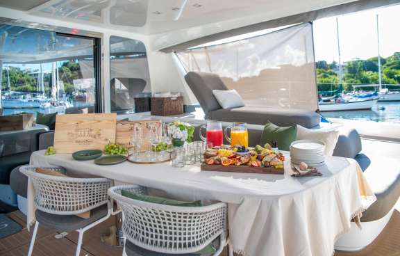 Image of AEOLUS 77 yacht #12