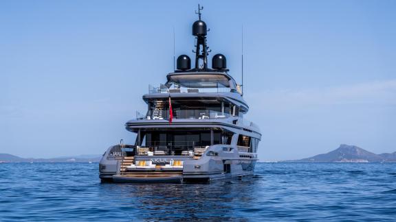 Image of AKULA yacht #47