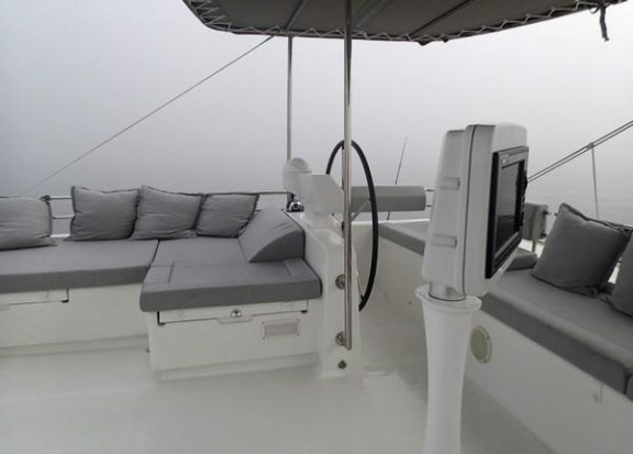 AMAZING - Sundeck lounging